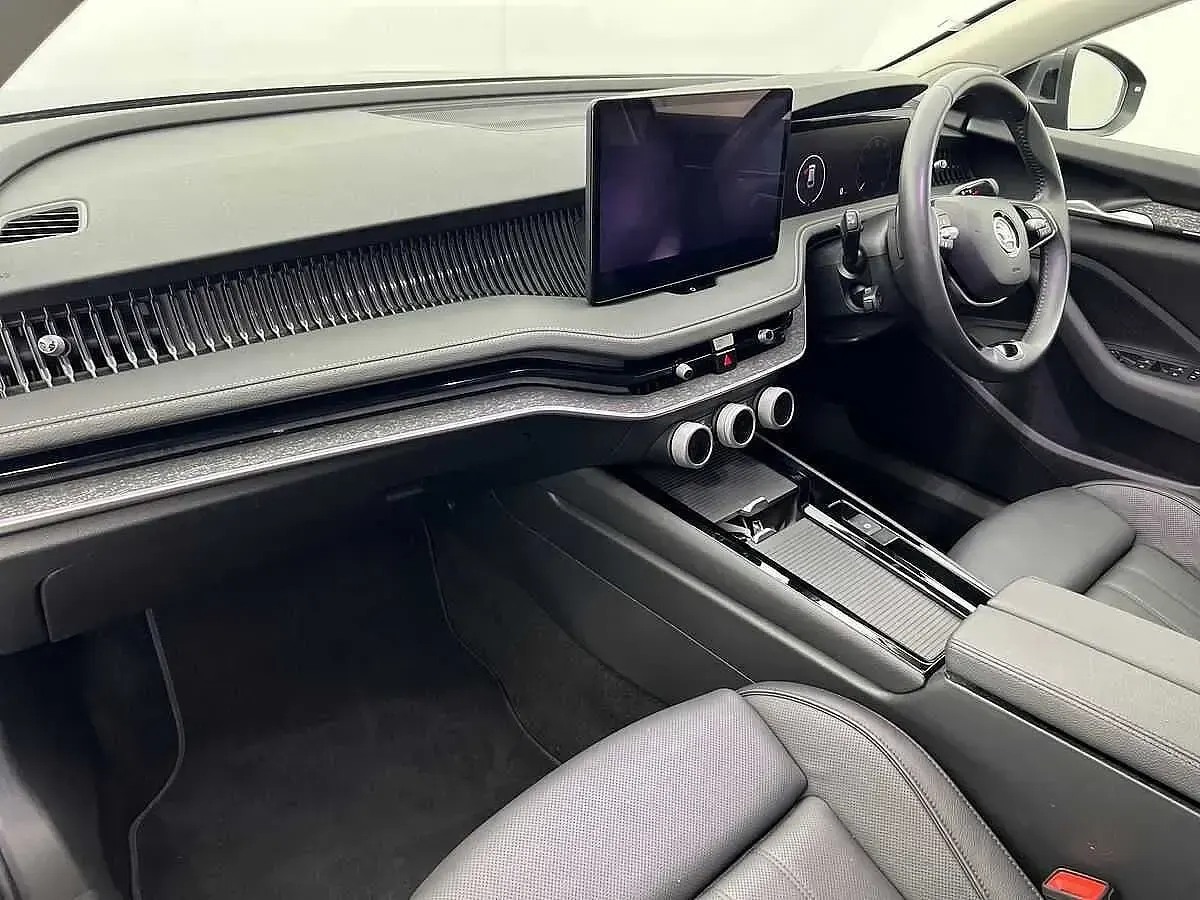 Used Skoda Superb SE L 110 HP (80 kW) 2024 Graphite grey metallic Estate