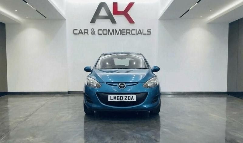 Used Mazda 2 84 HP (61 kW) 2010 Blue Hatchback
