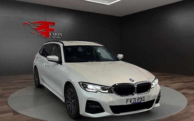 Used BMW 330e M Sport 292 HP (214 kW) 2021 White Estate