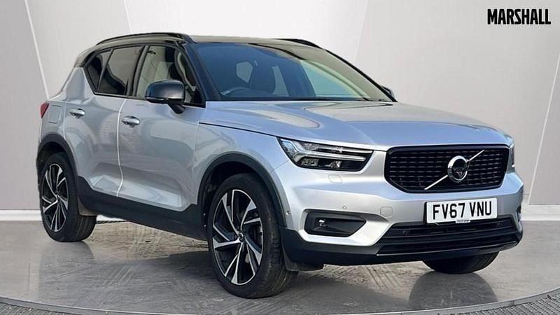 Used Volvo XC40 188 HP (138 kW) 2018 Silver SUV