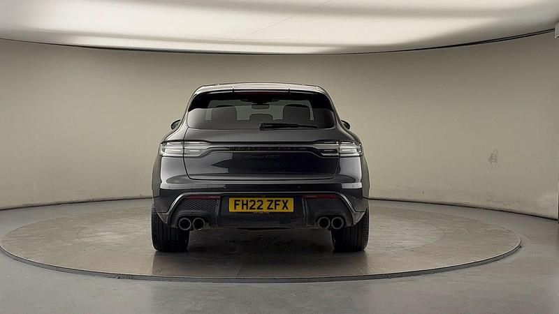Used Porsche Macan 440 HP (323 kW) 2022 Grey SUV