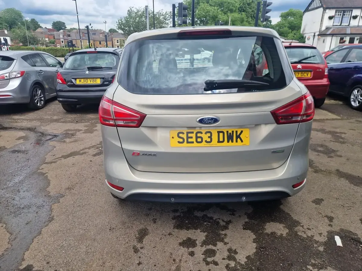 Used Ford B-MAX Titanium 120 HP (88 kW) 2014 Silver MPV
