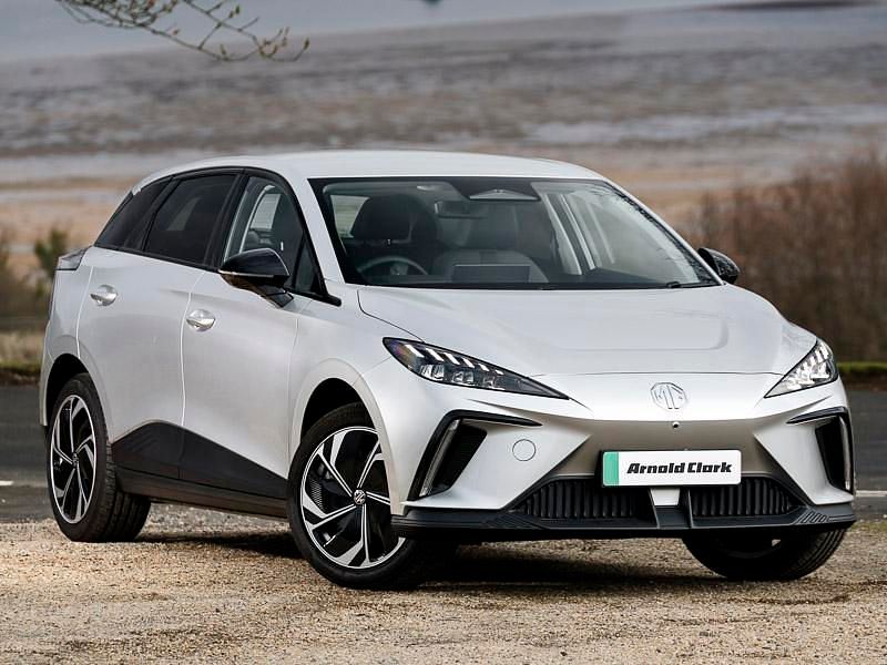 New MG MG4 EV 180 kW (245 HP) 2026 Silver Hatchback