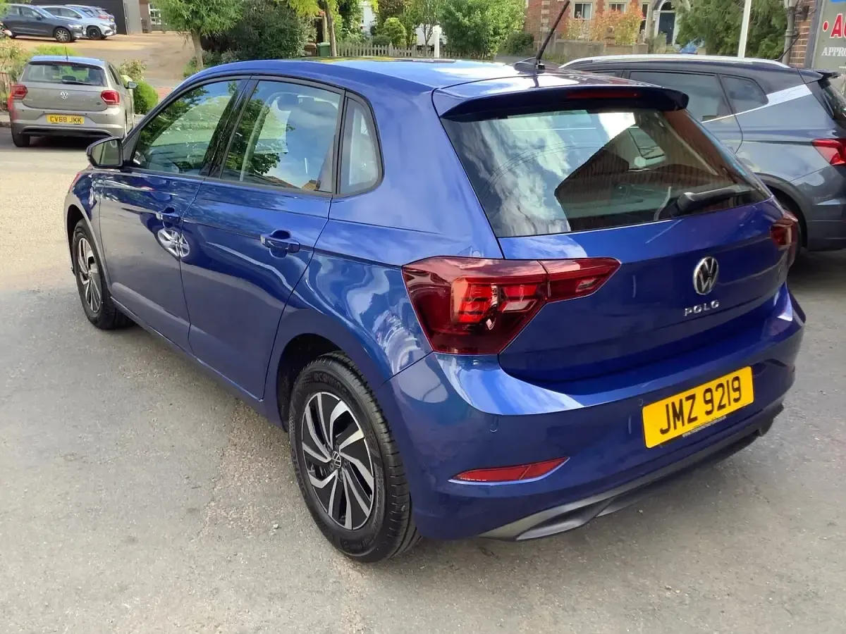 Used VW Polo Life 95 HP (69 kW) 2026 Blue Hatchback