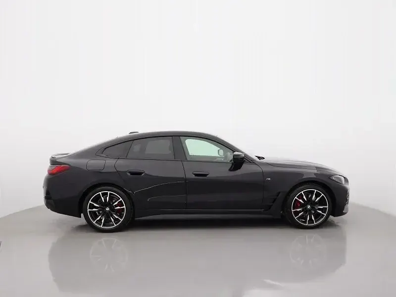 Usado BMW M440 M Sport 369 CV (271 kW) 2023 Negro Berlina