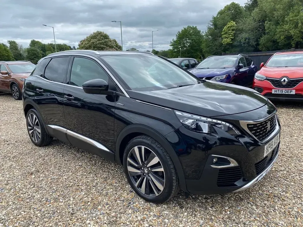 Used Peugeot 3008 Premium 130 HP (95 kW) 2019 Black SUV
