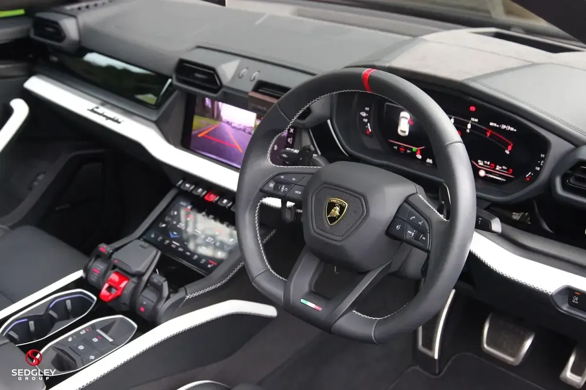 Used Lamborghini Urus 800 HP (588 kW) 2025 Black SUV