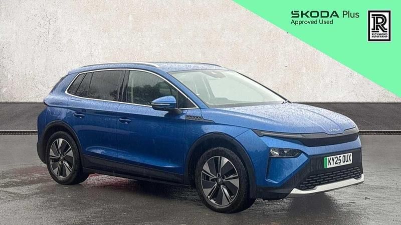 Race blue metallic Used 2025 Skoda Elroq SUV | £30,362 (Fair price) - Image 1/3