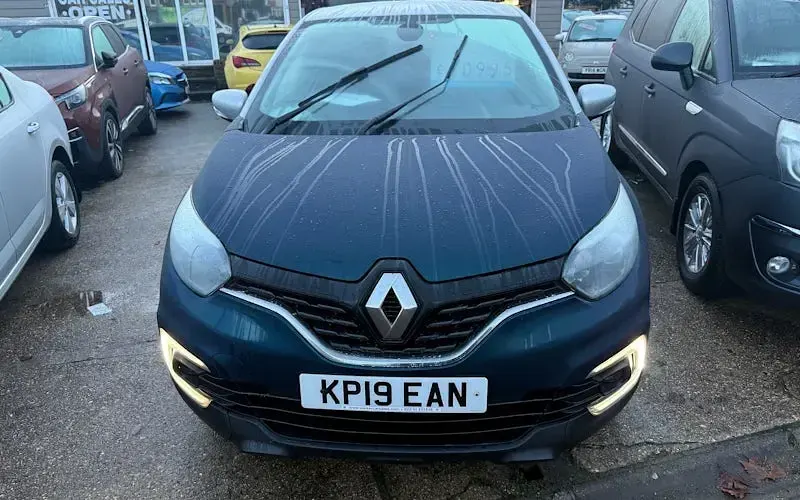 Used Renault Captur Iconic 90 HP (66 kW) 2019 SUV