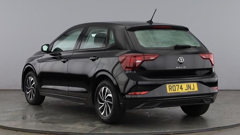 Used VW Polo Life 95 HP (69 kW) 2024 Black Hatchback