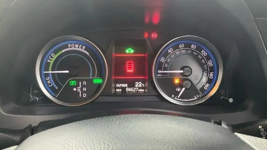 Used Toyota Auris Hybrid 136 HP (100 kW) 2014 Blue Estate