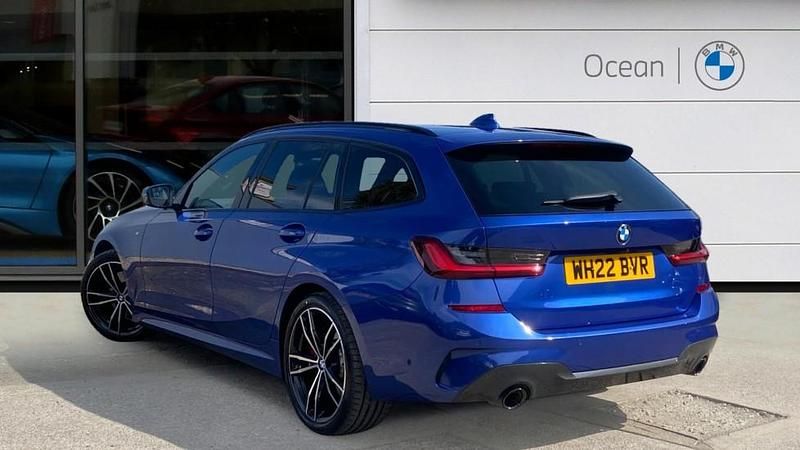 Used BMW 320 M Sport 187 HP (137 kW) 2022 Blue Estate