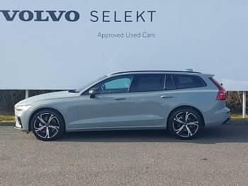 New Volvo V60 Plus 197 HP (144 kW) 2025 Grey Estate