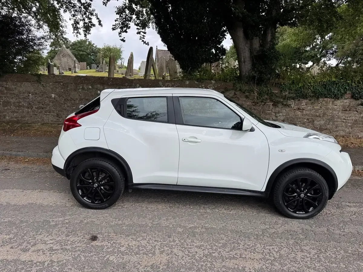 Used Nissan Juke Acenta 2013 White SUV
