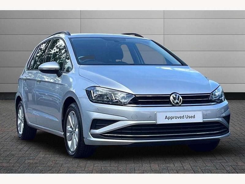 Silver Used 2018 VW Golf Sportsvan SE MPV | £13,995 (Fair price) - Image 1/4