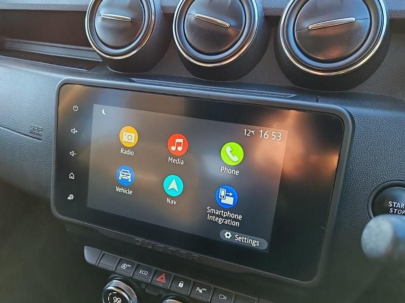 Used Dacia Duster Prestige 91 HP (66 kW) 2022 Black SUV