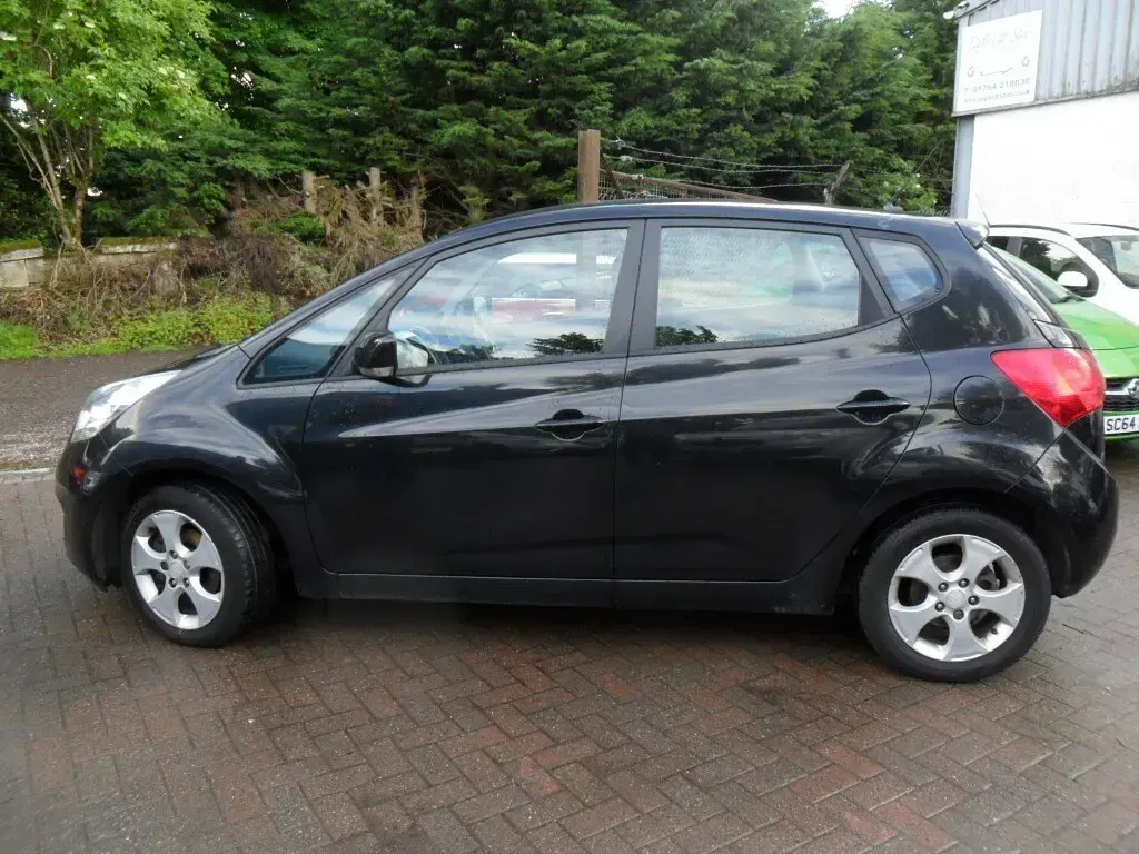 Used Kia Venga 2012 Black Hatchback