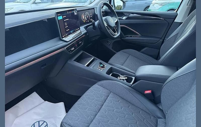 New VW Tiguan Match 147 HP (108 kW) 2025 White SUV