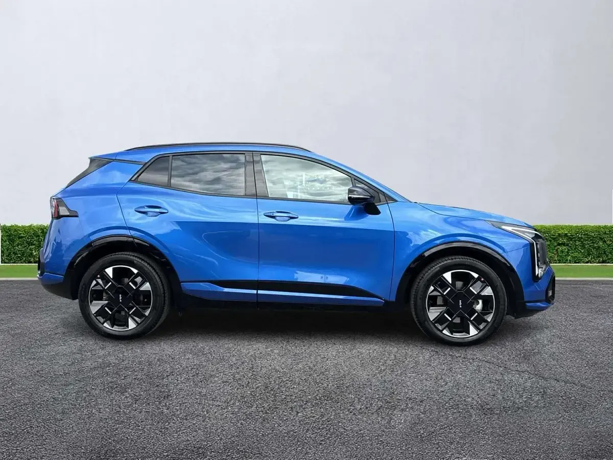 Used Kia Sportage GT-Line 235 HP (172 kW) 2025 Blue SUV