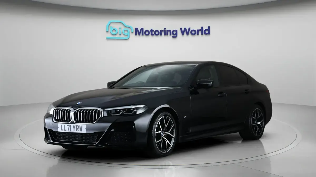 Used BMW 520 M Sport 187 HP (137 kW) 2021 Black Sedan