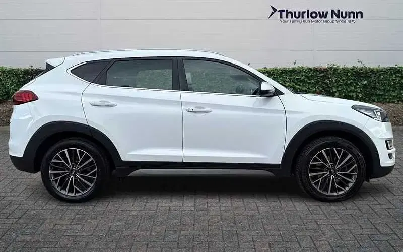 Used Hyundai Tucson Premium 136 HP (100 kW) 2019 White SUV