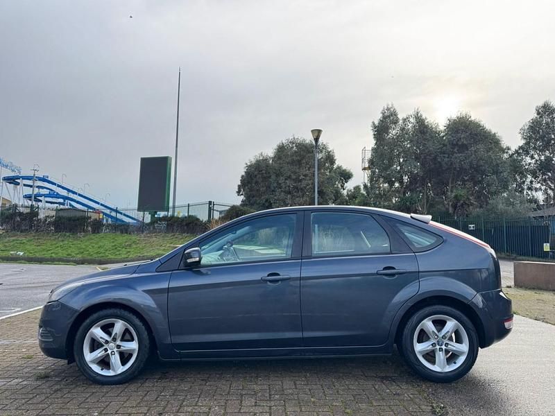 Used Ford Focus Zetec 2008 Grey Hatchback