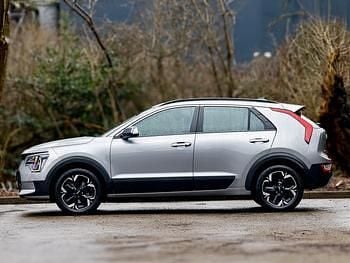 Used Kia e-Niro 147 kW (201 HP) 2022 Grey SUV