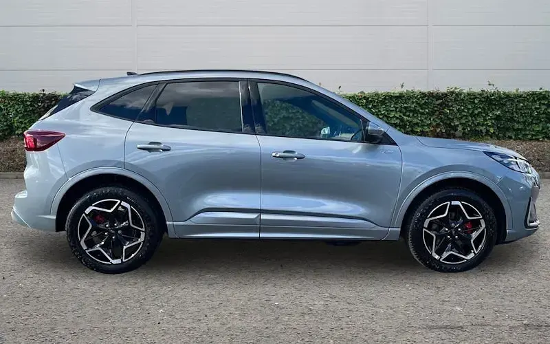 New Ford Kuga ST-Line X 242 HP (177 kW) 2025 Silver SUV