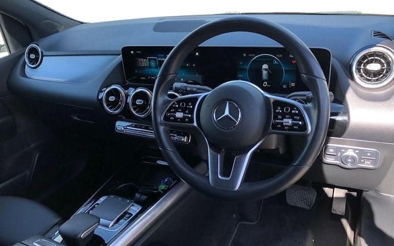 Used Mercedes B200 Executive 150 HP (110 kW) 2022 MPV