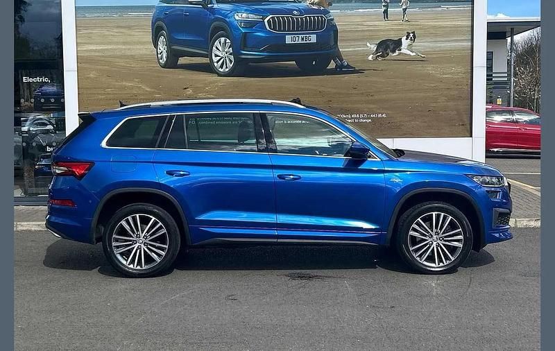 Used Skoda Kodiaq LAURIN & KLEMENT 150 HP (110 kW) 2023 Race blue metallic SUV