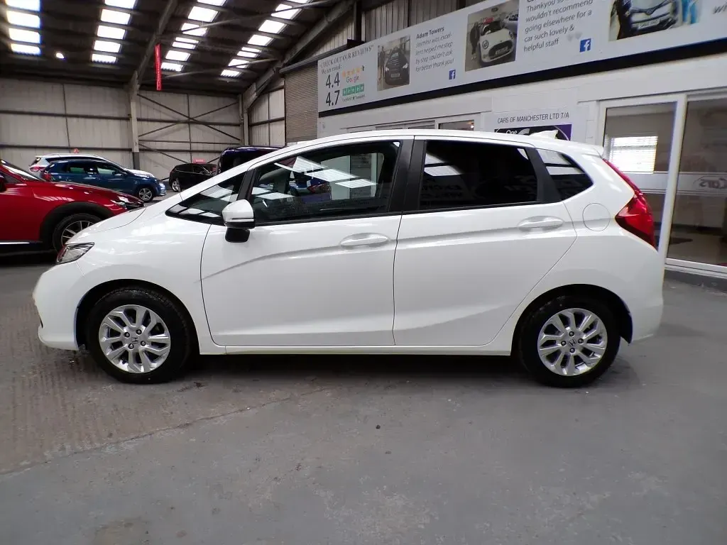Gebraucht Honda Jazz SE 102 PS (75 kW) 2018 Weiß Kleinwagen
