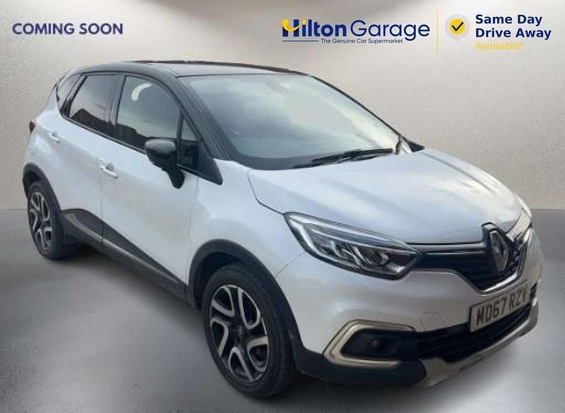 Used Renault Captur Dynamique 2018 White and black SUV