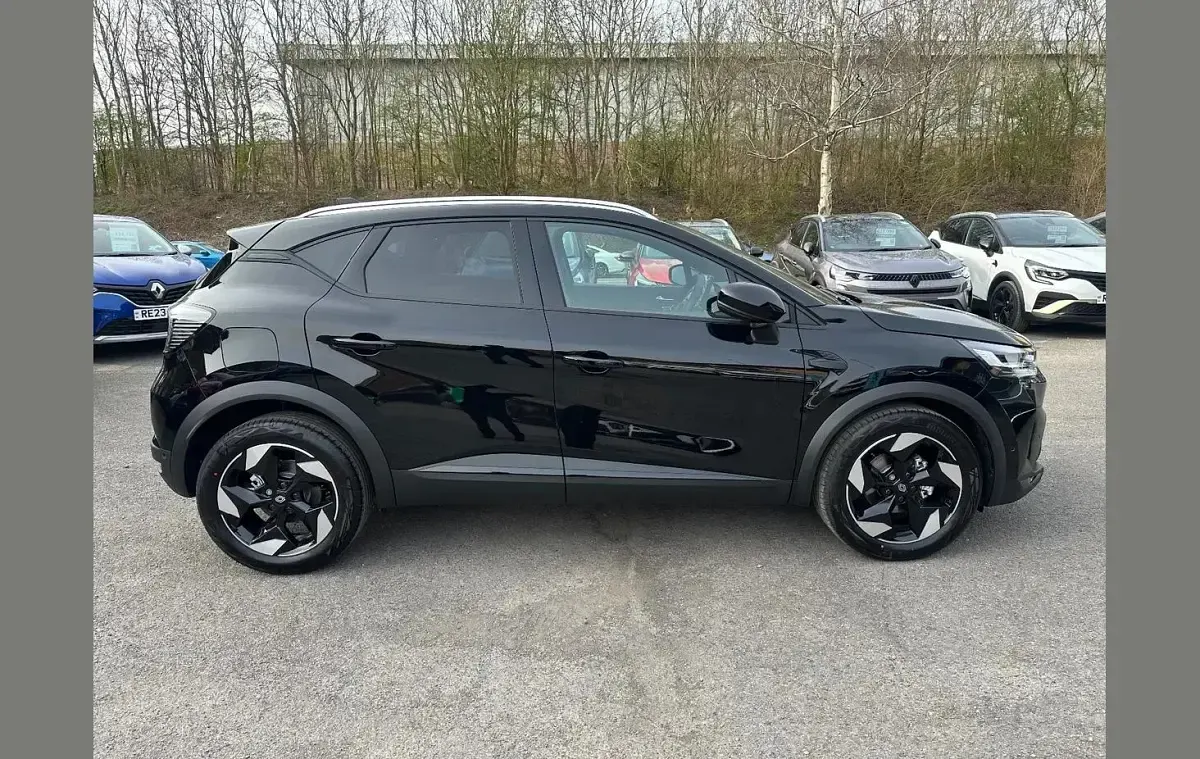 Nuevo Renault Captur Techno 114 CV (83 kW) 2026 Negro SUV