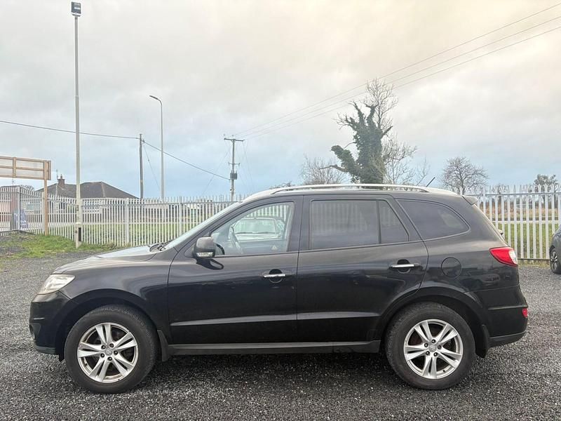 Used Hyundai Santa Fe Premium 194 HP (142 kW) 2011 Black SUV