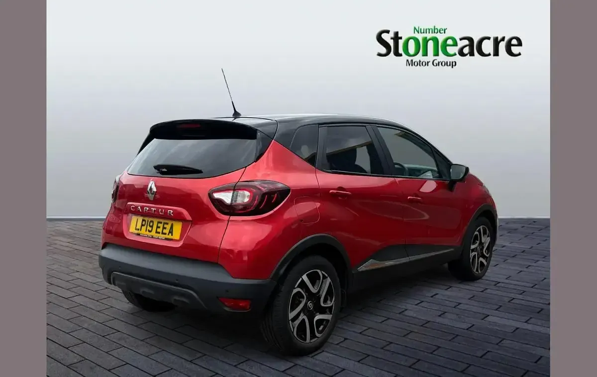 Used Renault Captur Iconic 88 HP (64 kW) 2019 Other SUV