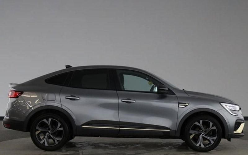 Used Renault Arkana Engineered 143 HP (105 kW) 2023 Grey SUV