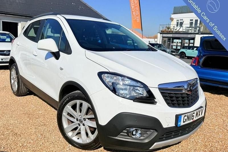 Used Vauxhall Mokka S 115 HP (84 kW) 2016 White SUV