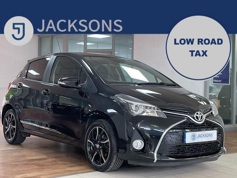 Black Used 2016 Toyota Yaris Design Hatchback | £8,000 (Fair price) - Image 1/3