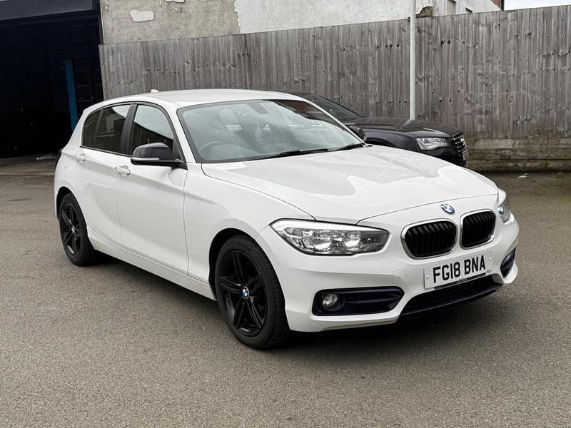 Used BMW 118 Sport Line 2018 White Hatchback