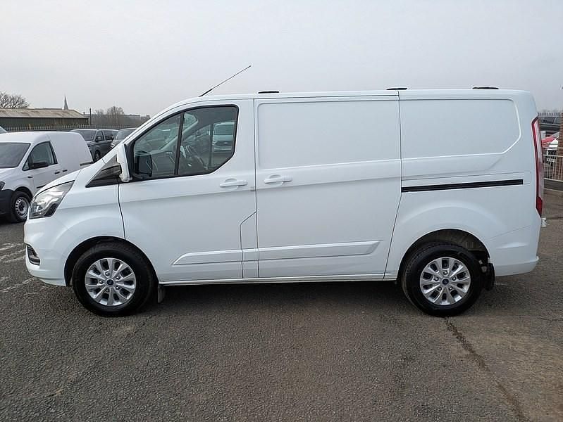 Used Ford Transit Custom Limited 2022 Frozen white (solid colour)