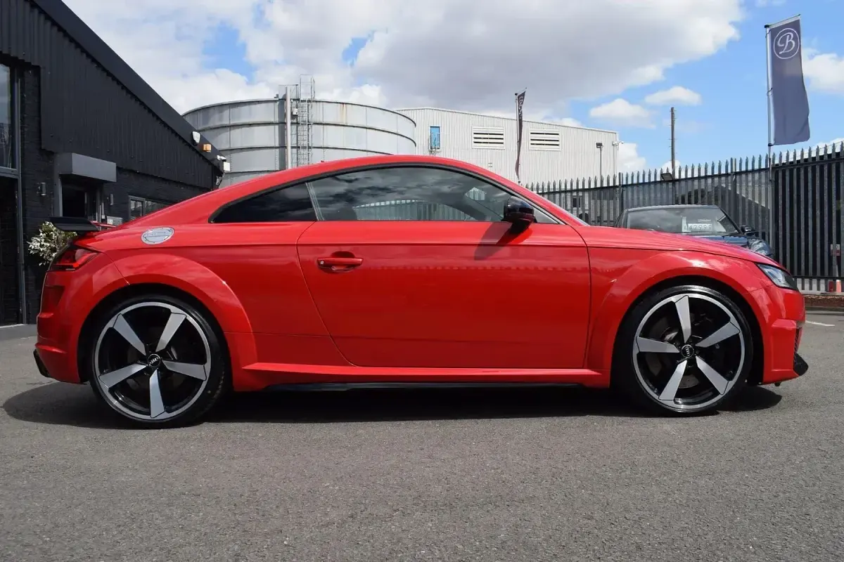 Used Audi TT RS Comfort 2019 Red Coupe