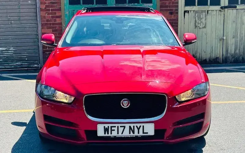 Used Jaguar XE Prestige 163 HP (119 kW) 2019 Sedan
