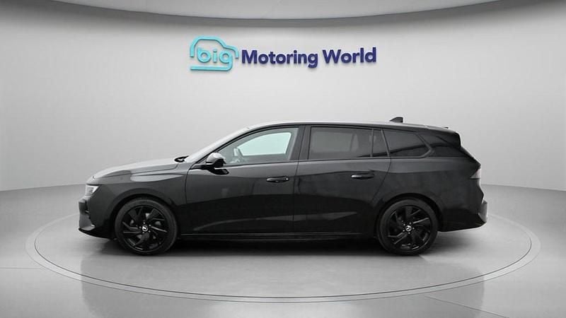 Used Vauxhall Astra S 130 HP (95 kW) 2024 Black Estate