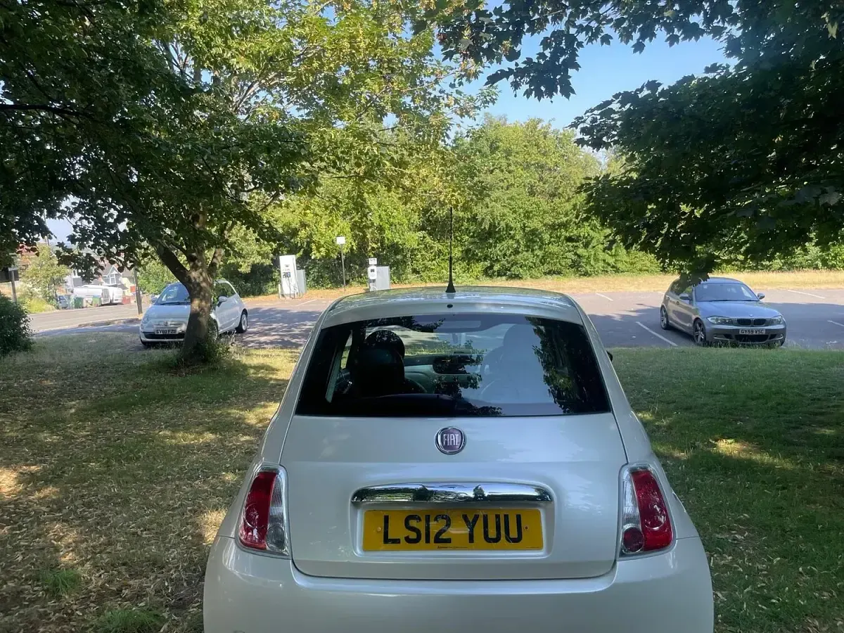 Used Fiat 500 Lounge 85 HP (62 kW) 2012 White Hatchback