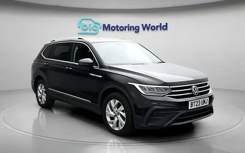 Used VW Tiguan Allspace Life 150 HP (110 kW) 2023 Black SUV