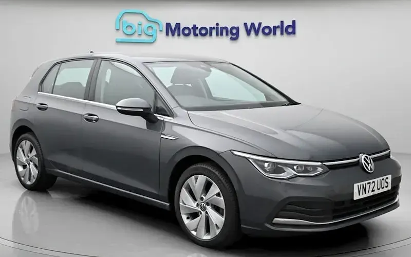Used VW Golf VIII Style 131 HP (96 kW) 2023 Hatchback
