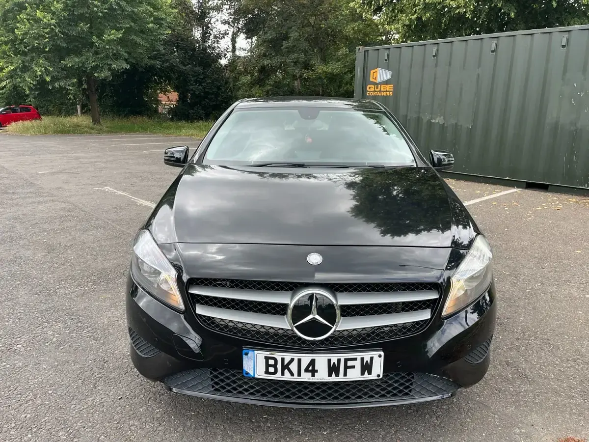 Used Mercedes A180 SE 2014 Black Hatchback
