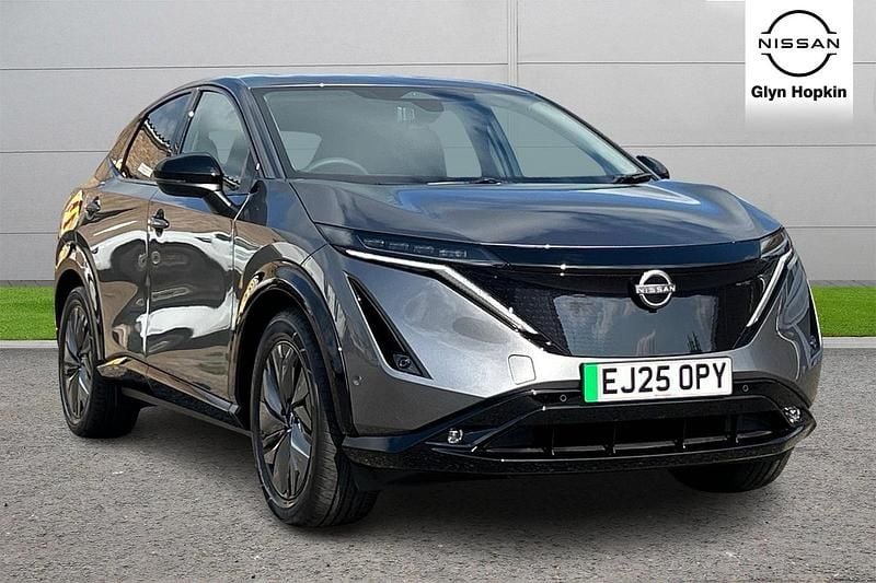 Grey Used 2025 Nissan Ariya Evolve SUV | £35,039 (Expensive) - Image 1/4