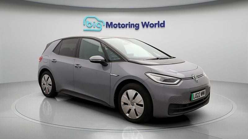 Used 2022 VW ID.3 Pro Performance Hatchback | £15,000 (Fair price) - Image 1/4