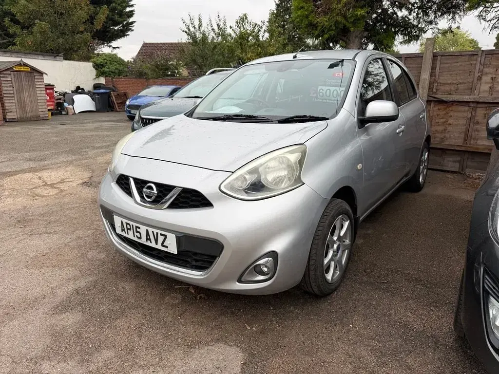 Used Nissan Micra Acenta 80 HP (58 kW) 2015 Silver Hatchback